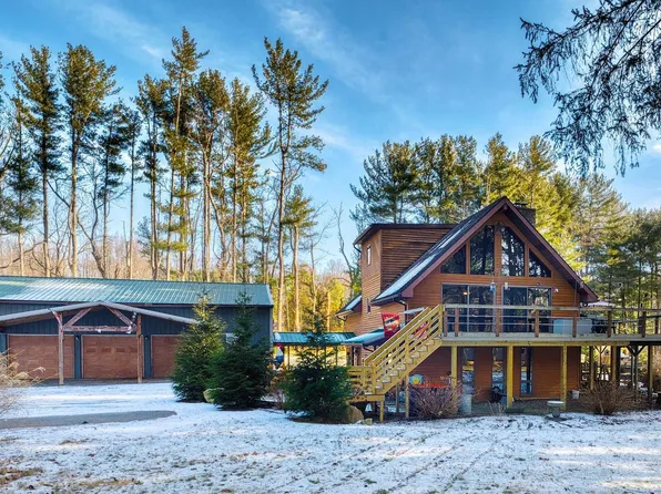 68 Keller Rd, Fleetwood, PA 19522