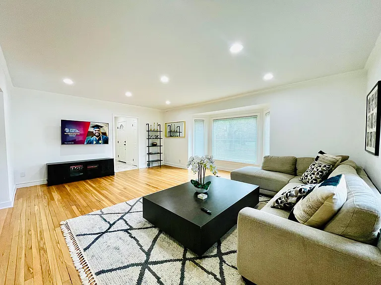 60 Devon Rd — Photo 13