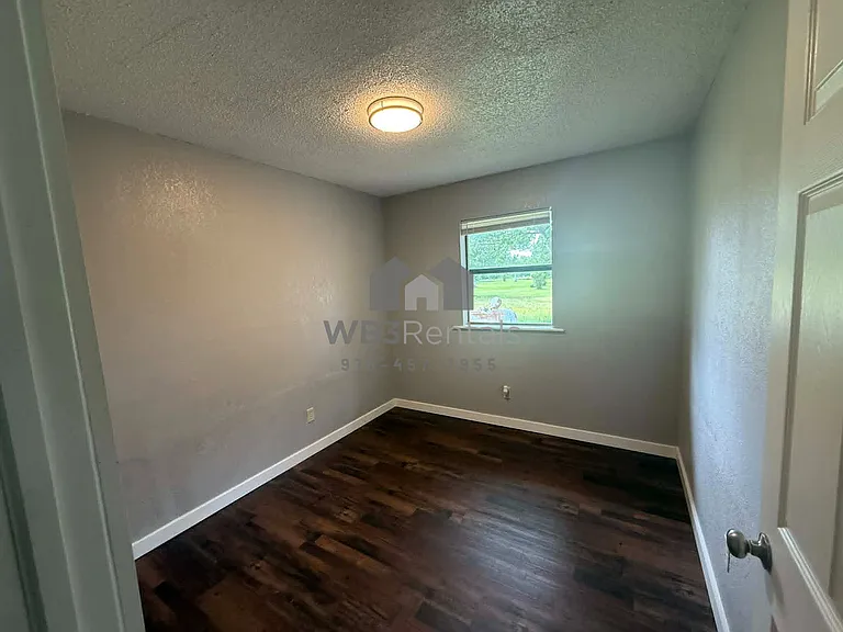 5421 W 77th St S — Photo 18