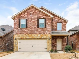 5616 Thunder Bay Dr, Fort Worth, TX 76119