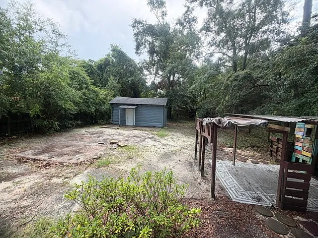 2330 6th Ave — Photo 7