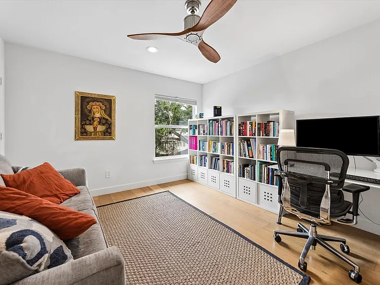 3507 Drummond St — Photo 27