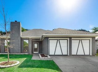 6820 Mountain Cedar Ln, Dallas, TX 75236