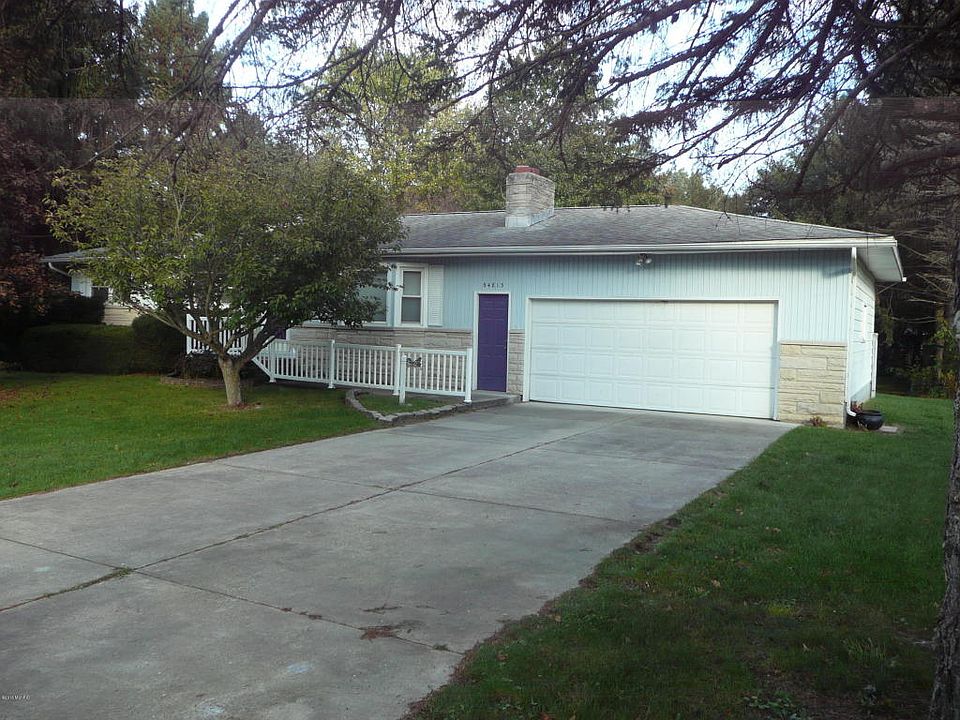 1st image of 54813 Orchard Ln