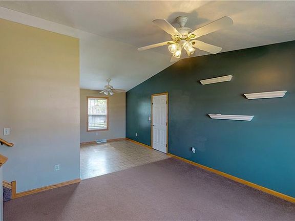 2nd image of 1029 Maple Ave