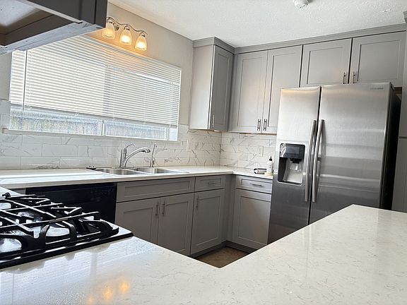 5th image of 4211 Autumn Meadow Dr
