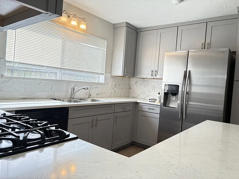 4211 Autumn Meadow Dr — Photo 6