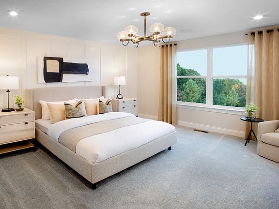 Spacious Owner s Suite