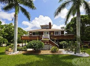 4667 Gary Parker Ln, Saint James City, FL 33956