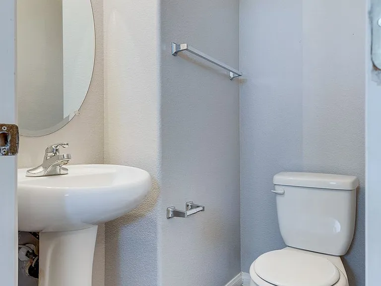 5225 Shreve Ave — Photo 10