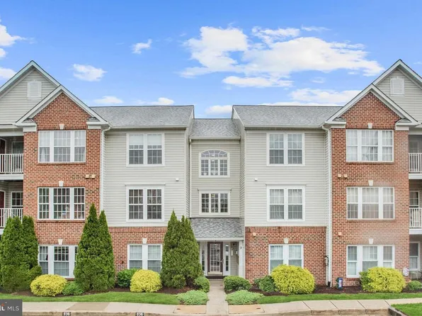 9 Brook Farm Ct #9L, Perry Hall, MD 21128