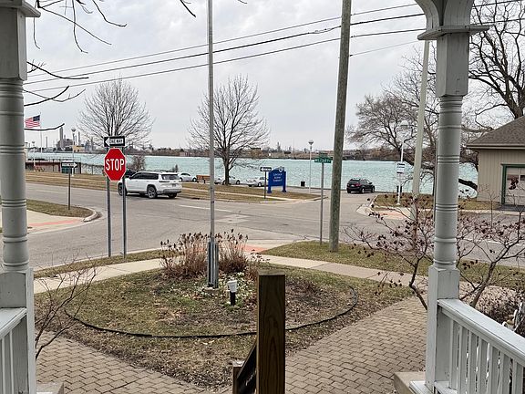 3rd image of 3803 Military St APT 3