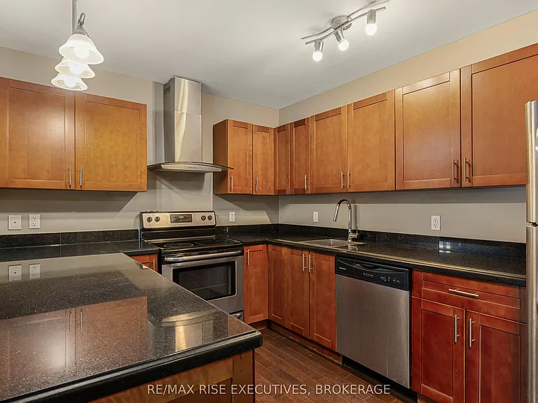 539 Armstrong Rd #516 — Photo 9