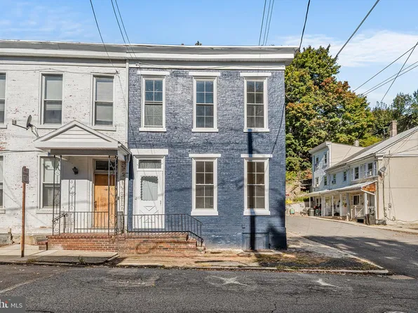 400 W Arch St, Pottsville, PA 17901