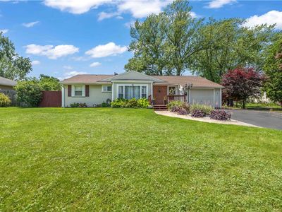 193 Shorecliff Dr, Rochester, NY, 14612