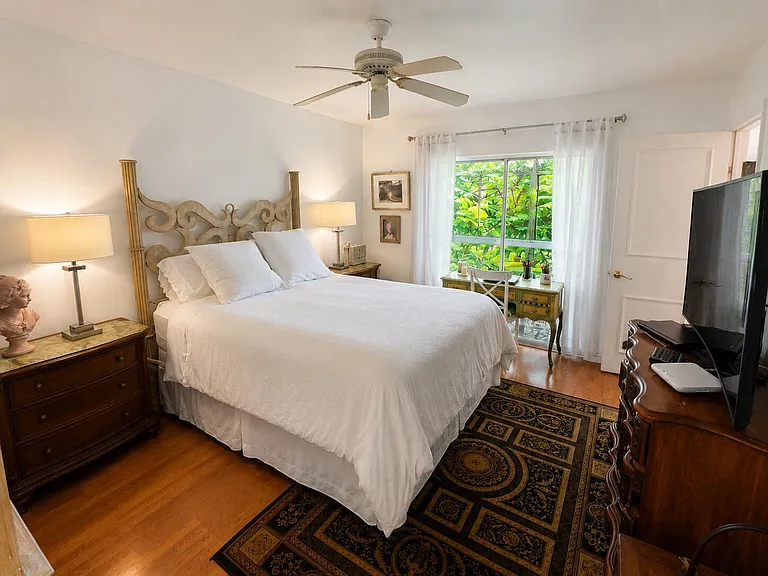 5570 Tamberlane Cir #329 — Photo 8