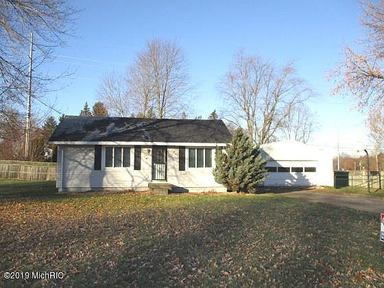 1st image of 194 S Hamilton Dr