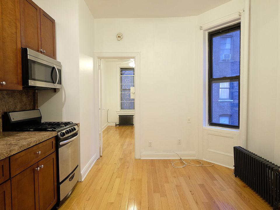 1st image of 237 W 20th St APT 5C