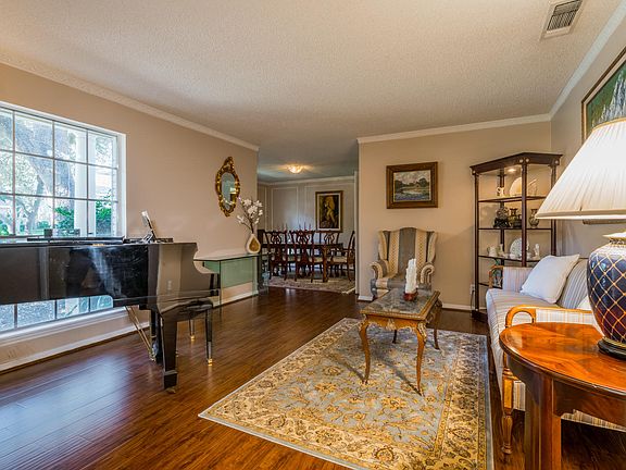 5th image of 3710 Greystone Dr
