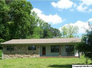 7570 Highpoint Rd, Albertville, AL 35950