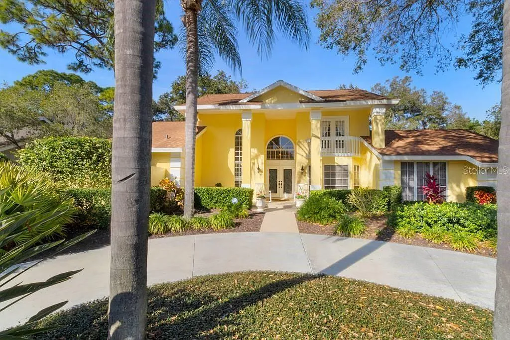 4 bed, 3.5 bath, 2362 sqft, $4,500 — Photo 1