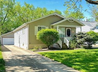 5978 Oakville Rd, Mayfield Heights, OH 44124