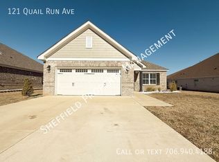 121 Quail Run Ave, Smiths Station, AL 36877