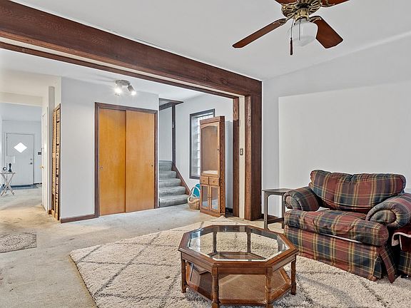 5th image of 6813 S Kilbourn Ave