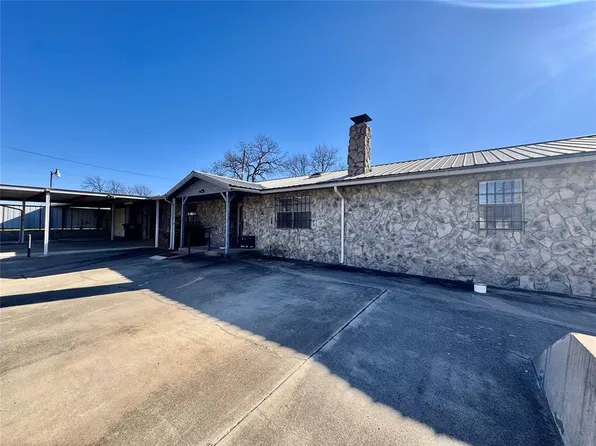 324 W 4th St, Wewoka, OK 74884