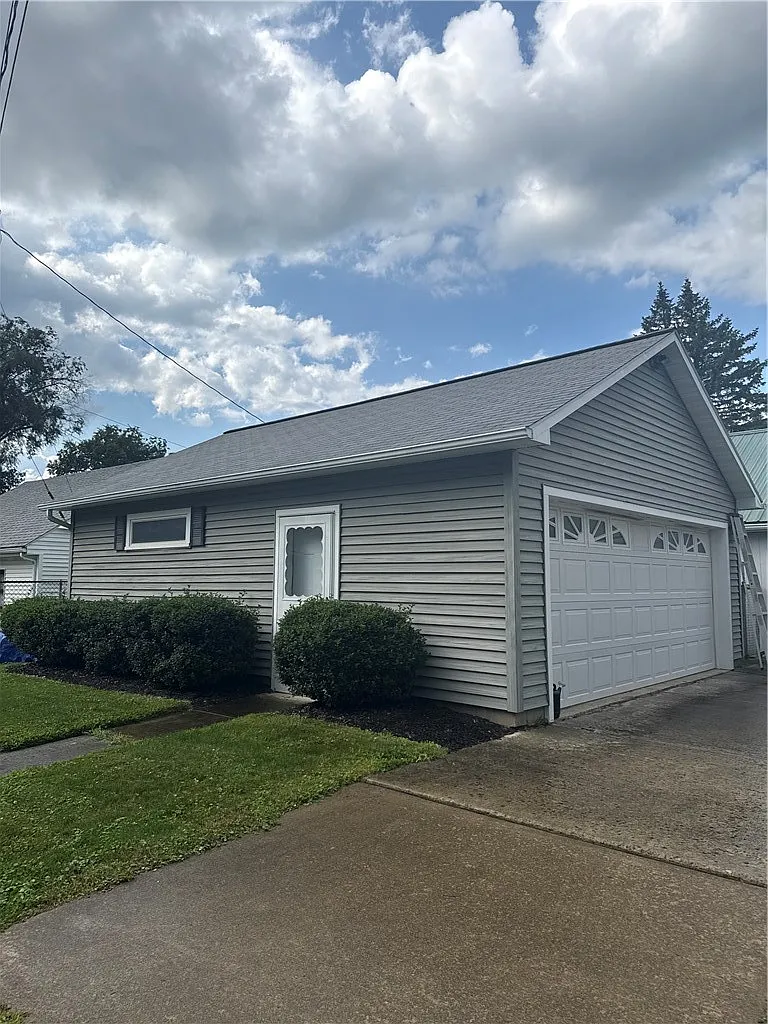 2 bed, 1.0 bath, 1248 sqft, $1,550 — Photo 4