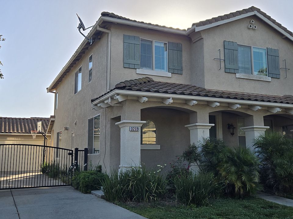1st image of 3209 Claudine Ct