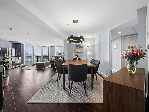 5th image of 600 Harbor Blvd Unit 771