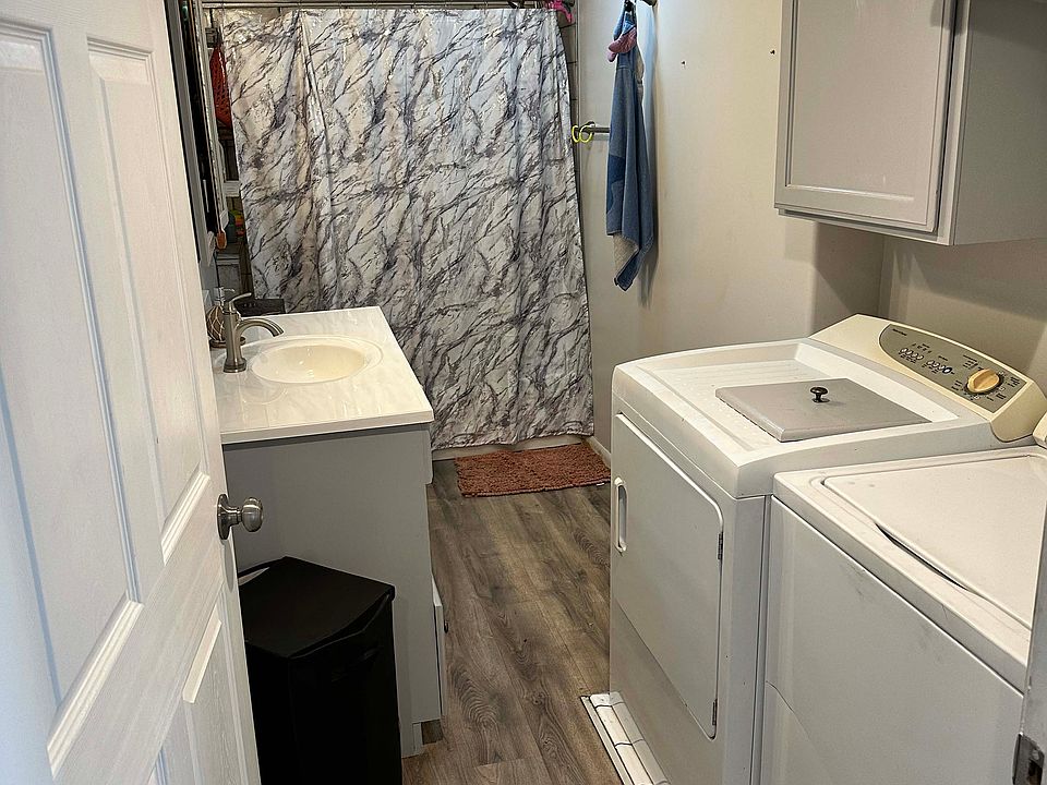 Bathroom & Laundry