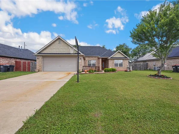 3384 Westminster Ave, Springdale, AR 72762
