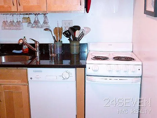 Rented by 24 7 NYC Realty Inc. | media 20