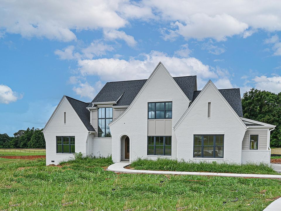 1st image of 150 Farwood Ct