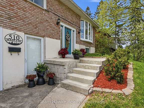 3rd image of 510 Manly St