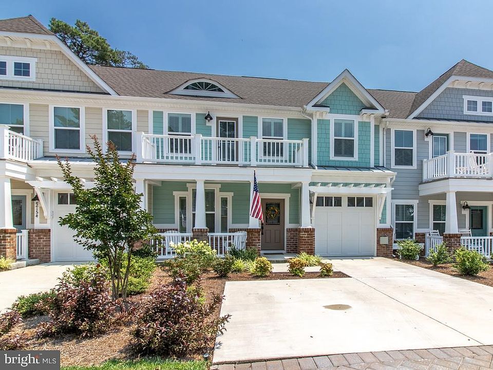 1st image of 22152 Dune Cir #33