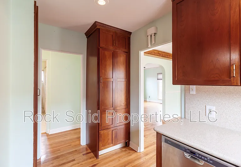 219 W 4th Ave — Photo 21