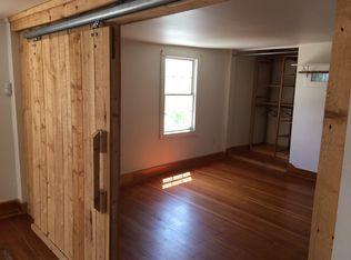 36 Charles St APT 2, Newport, RI 02840
