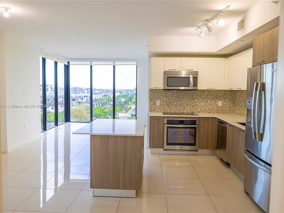 1st image of 5252 NW 85th Ave APT 601