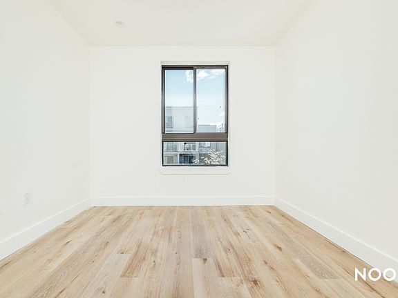 2nd image of 380 Grove St #3T