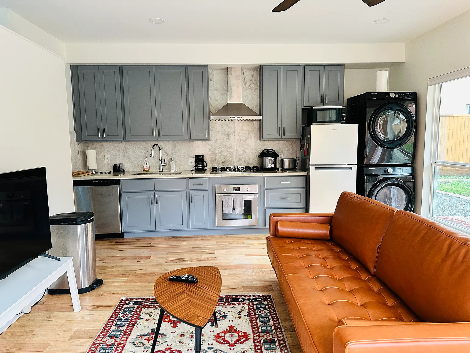 2505 Rosedale St — Photo 3
