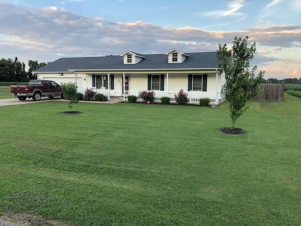 2nd image of 307 Ridgeview Dr