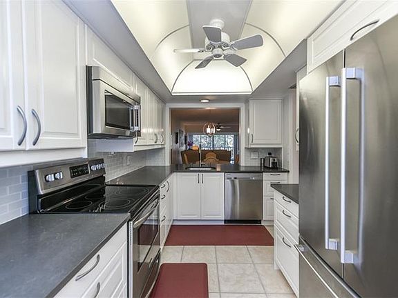2nd image of 4451 Longmeadow #60