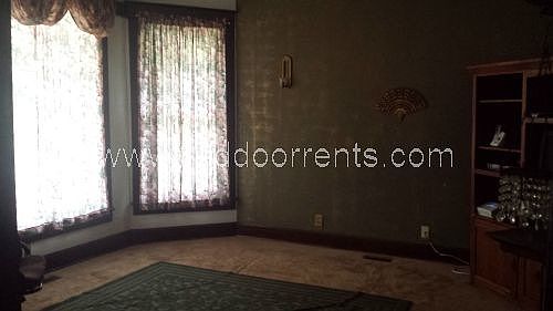3rd image of 438 N Bosart Ave