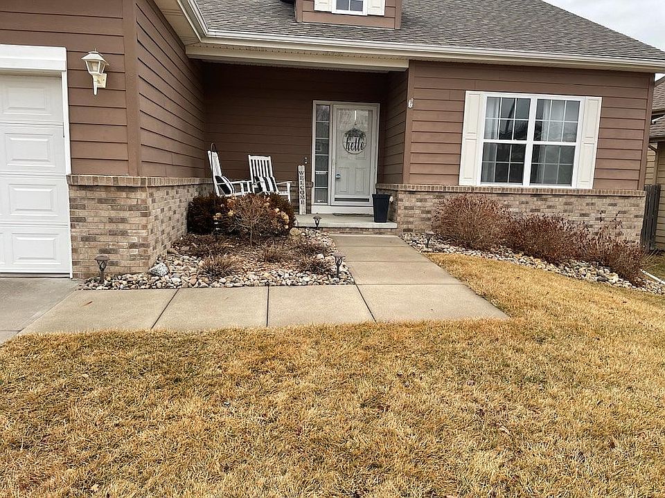 Front porch 2
