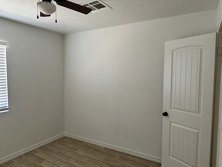 2250 W Southern Ave #14 — Photo 16
