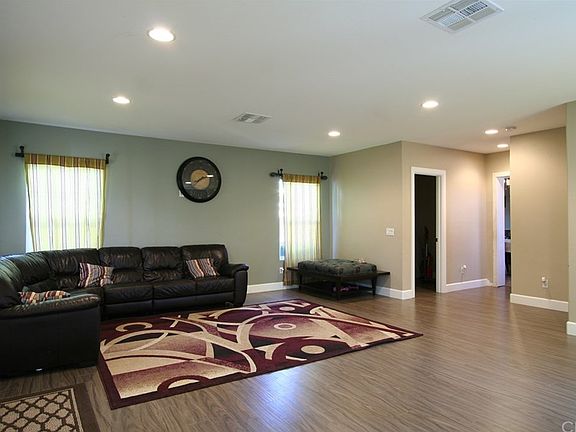 2nd image of 17361 Curtis Ave