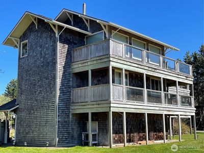400 17th Street SW #E, Long Beach, WA, 98631